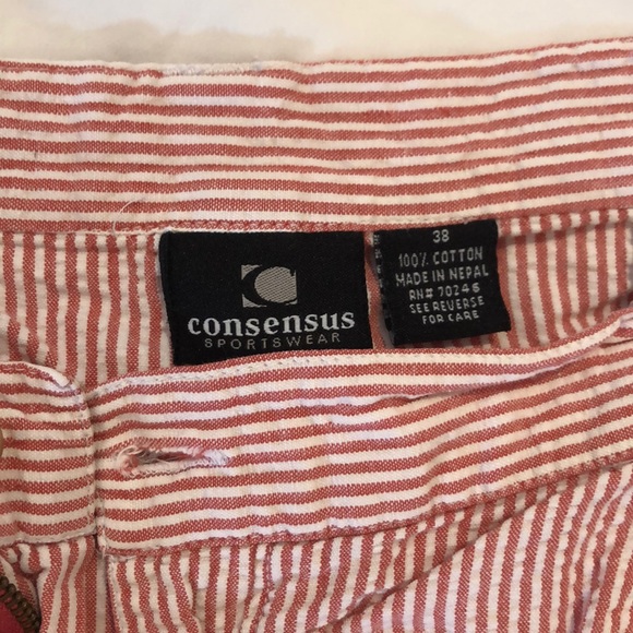 Red and white striped shorts - Picture 3 of 5